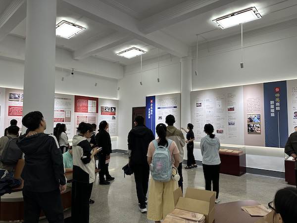 /uploads/image/2025/09/27/2f43e6fe998446240eaeb2efd65dccf6.png 图片3.png